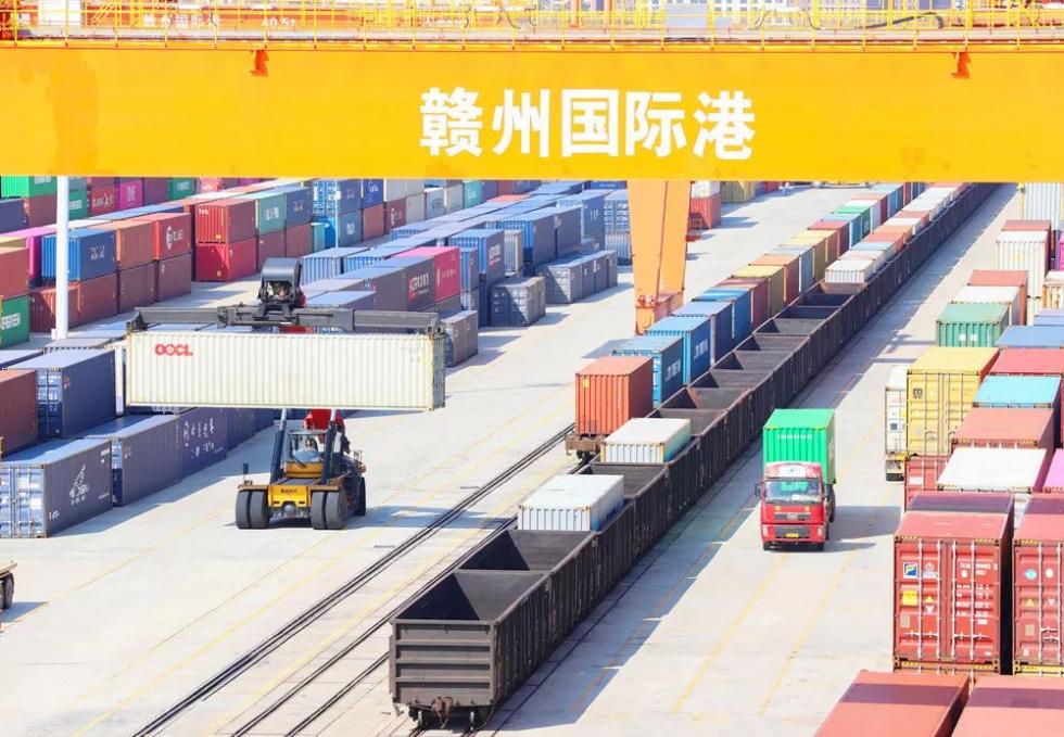 中歐班列 機(jī)械進(jìn)出口的鋼鐵動(dòng)脈，在全球變局中逆勢增長